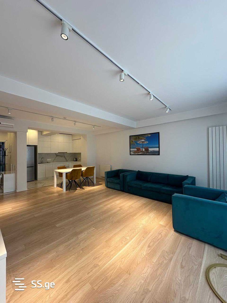 sairme st. - 4 rooms