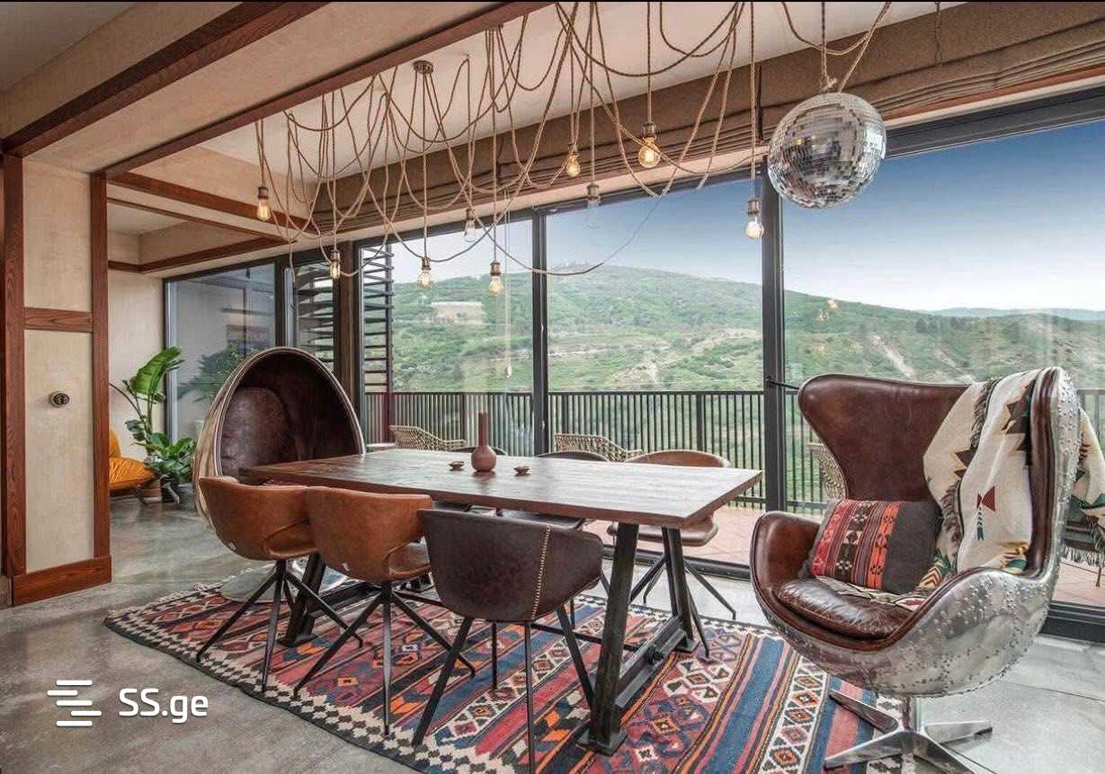 P. Ioseliani st. - 5 rooms