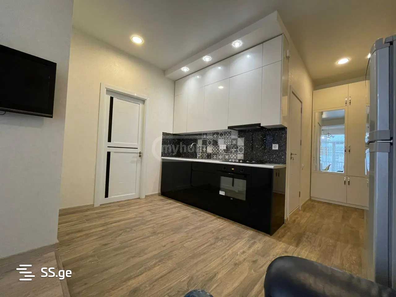 G.Nikoladze st. - 3 rooms