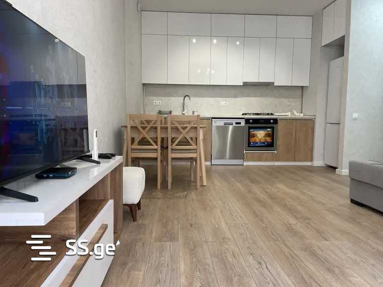 Marshal Archil Gelovani Ave. - 3 rooms