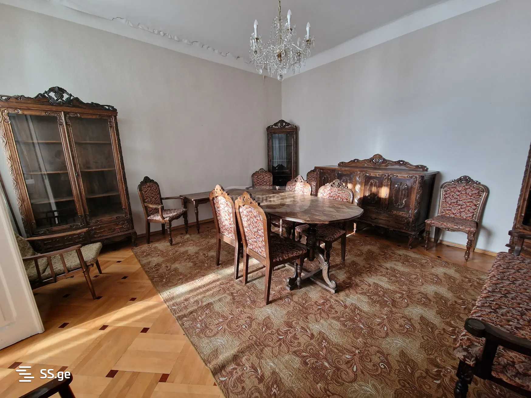 Gogoli st. - 4 rooms