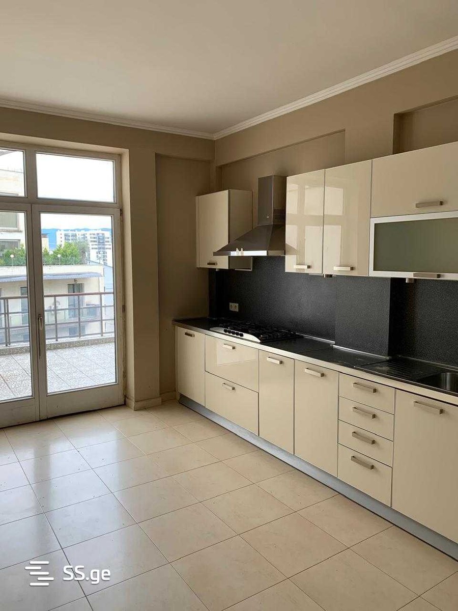 mckheta st. - 5 rooms