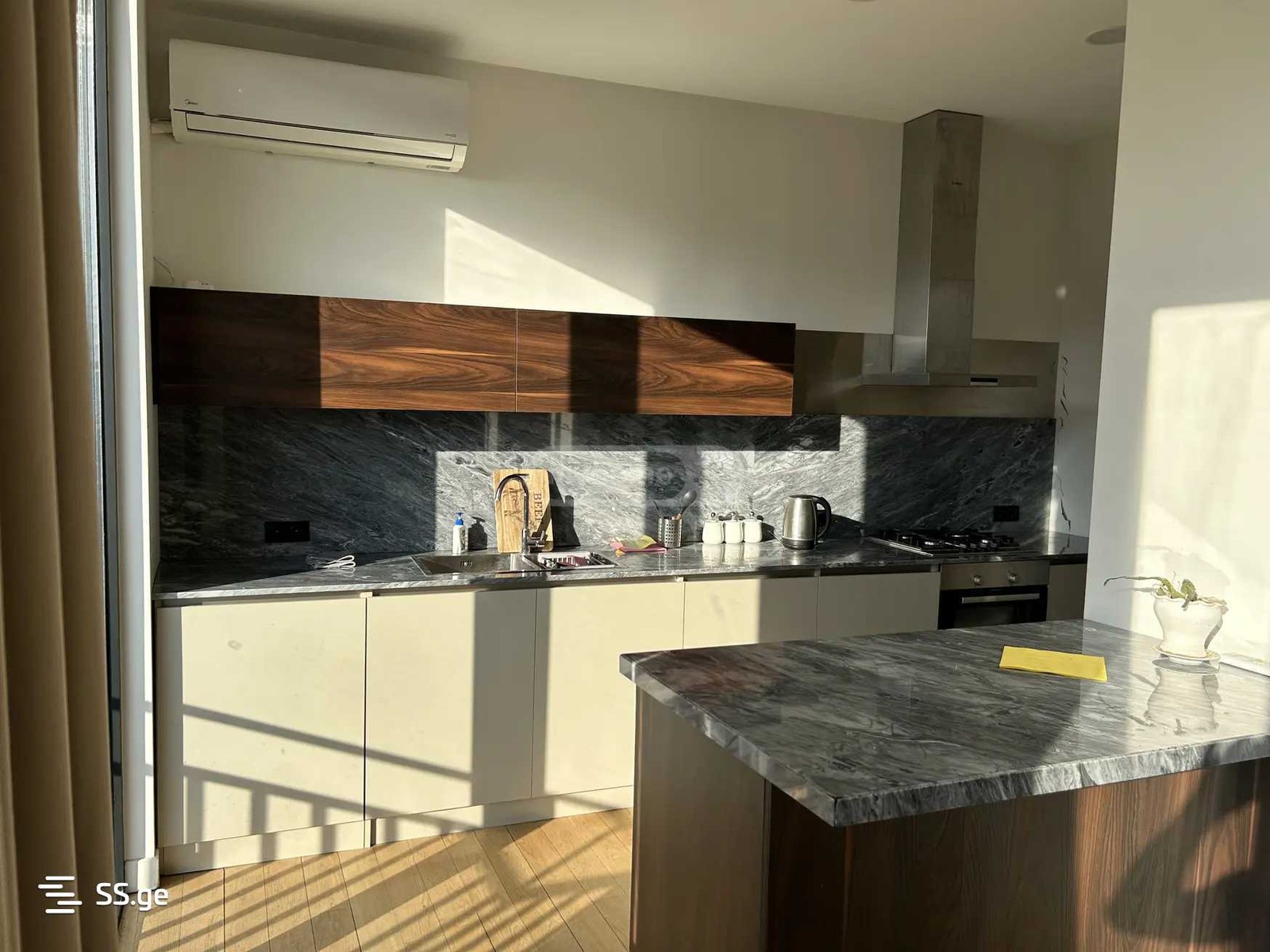 leonidze st. - 4 rooms