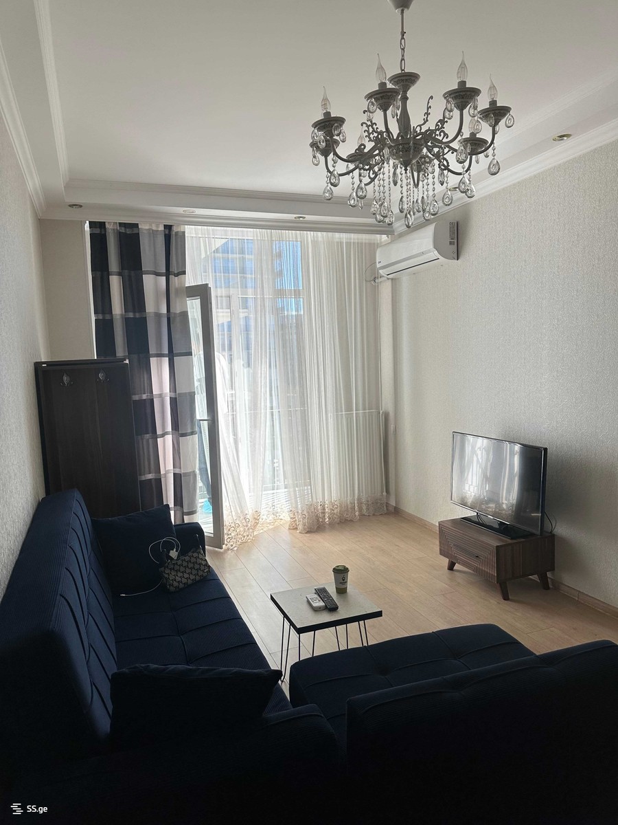 a.wereTlis avenue - 3 rooms