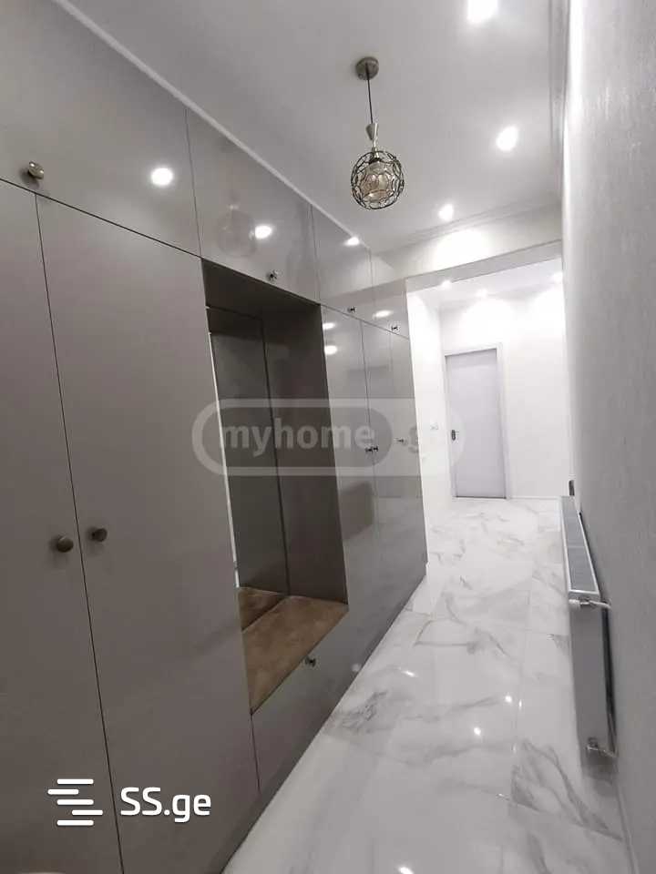 petre imeri st. 15 - 3 rooms