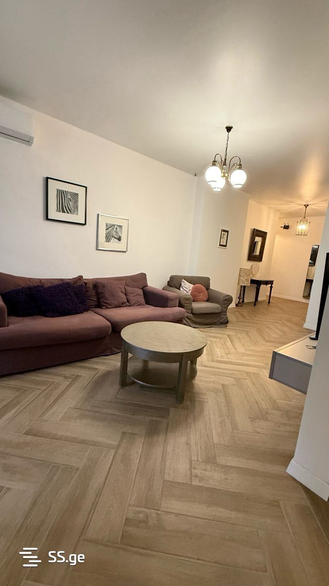 Sh. Inasaridze St. 7 - 4 rooms