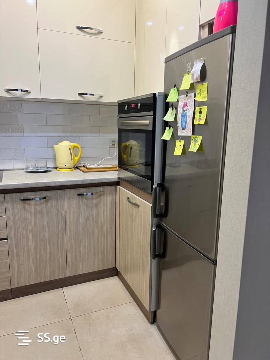 Oniashvili st. 25/27 - 3 rooms