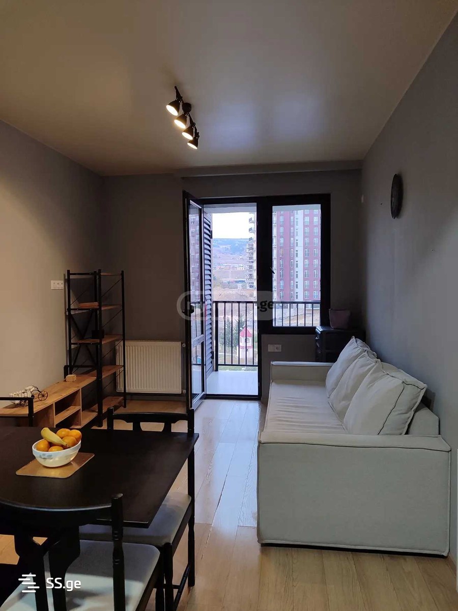 digomi 3 8 - 2 rooms