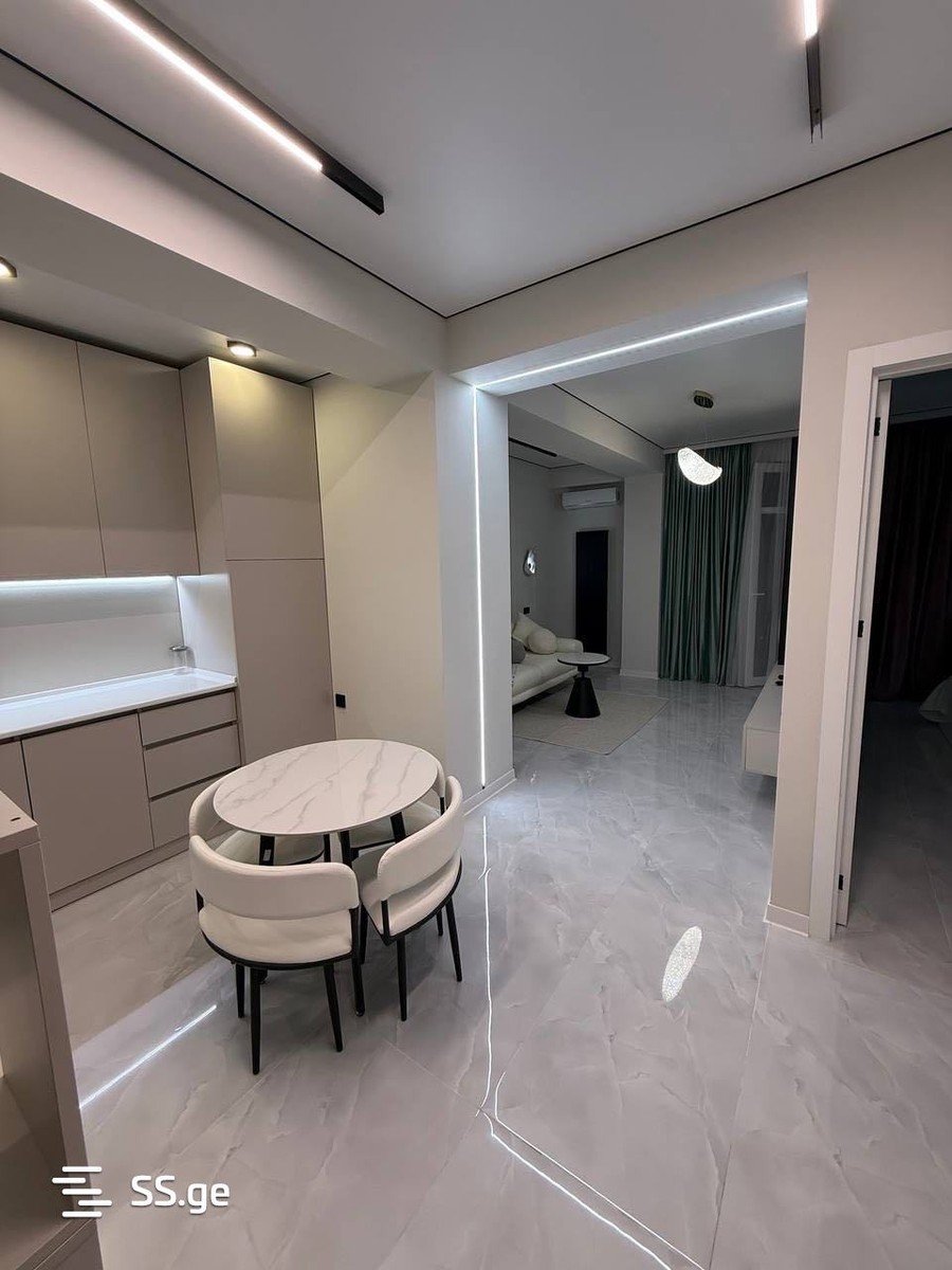 navtlugi st. 10 - 2 rooms