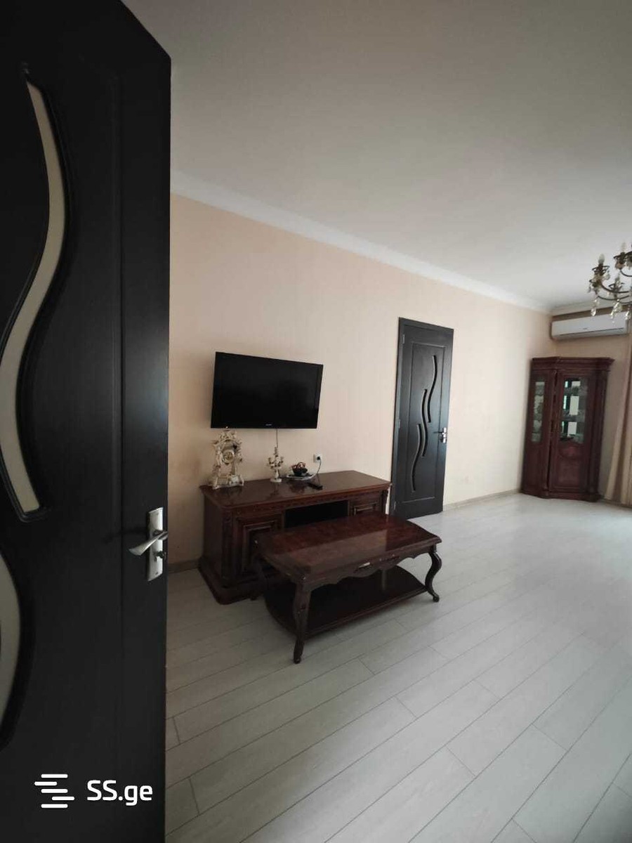 i. chavchavadze avenue - 4 rooms