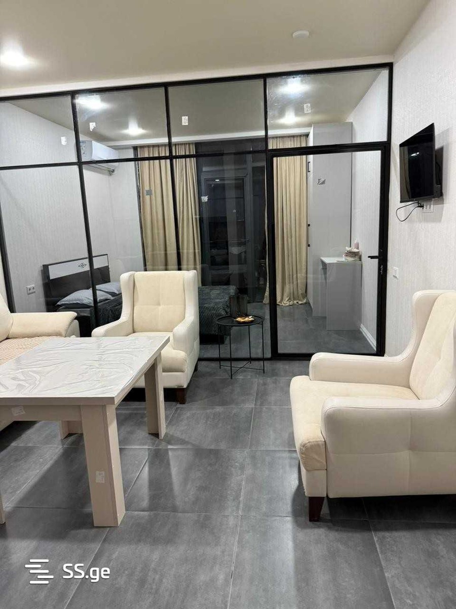 10 - 2 rooms