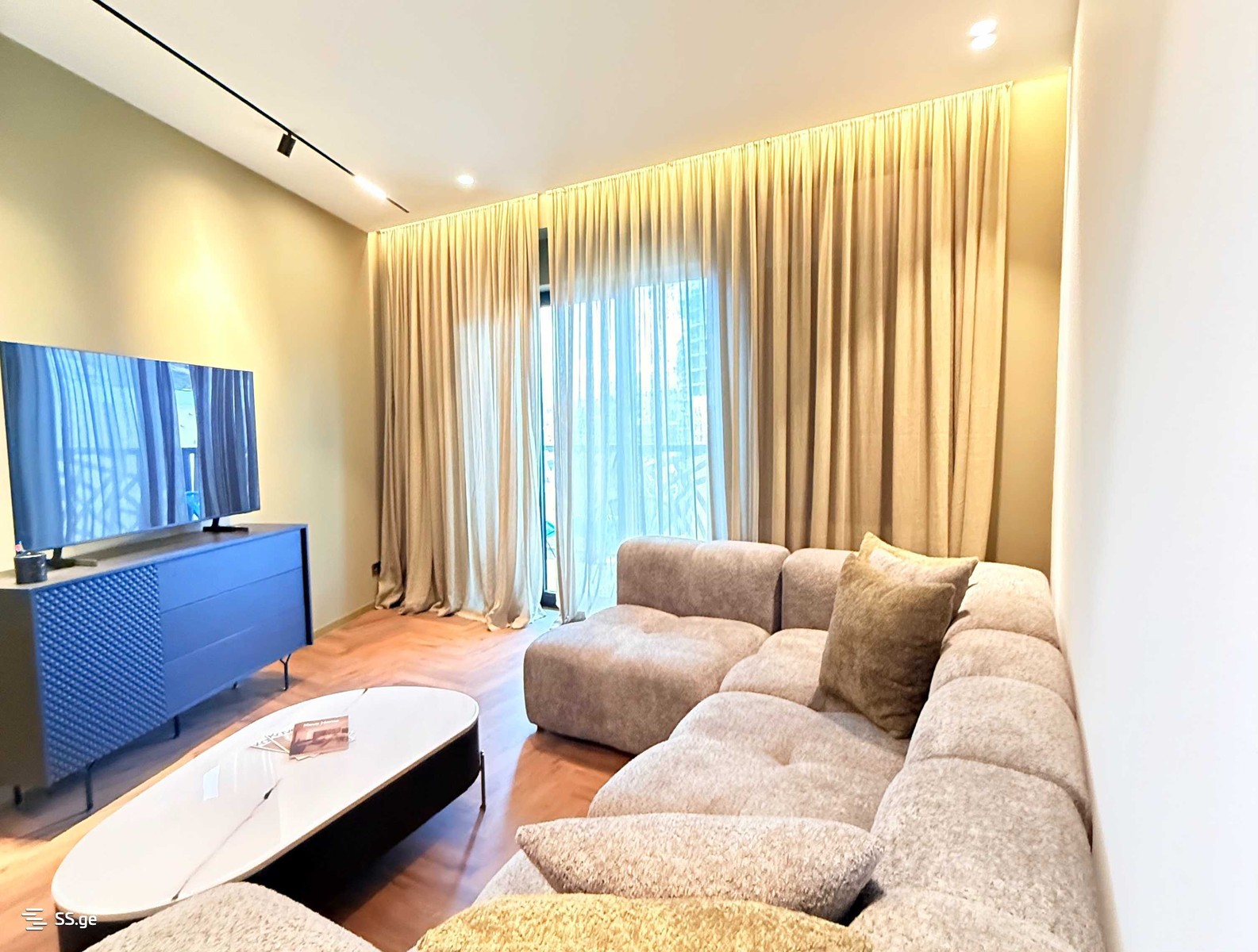 Marshal Archil Gelovani Ave. - 4 rooms