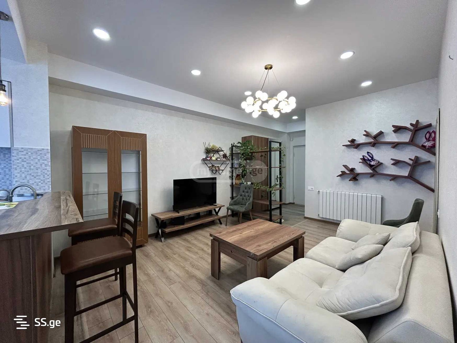 n. zhvania st. 3 - 3 rooms