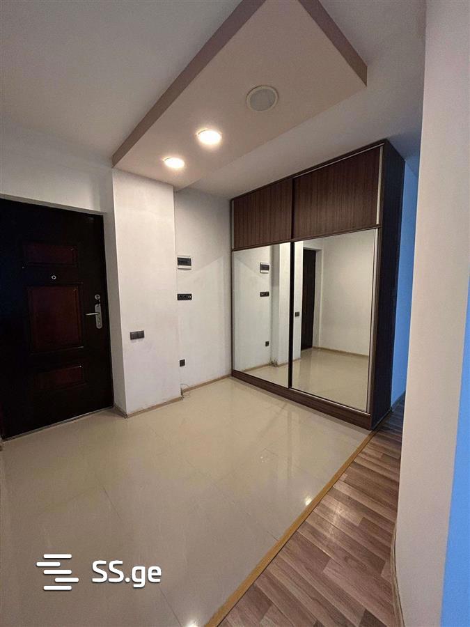 a.wereTlis avenue 10 - 5 rooms