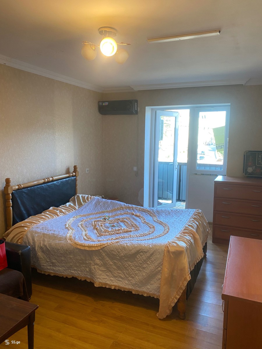 Javakhishvili St. 1 - 1 rooms