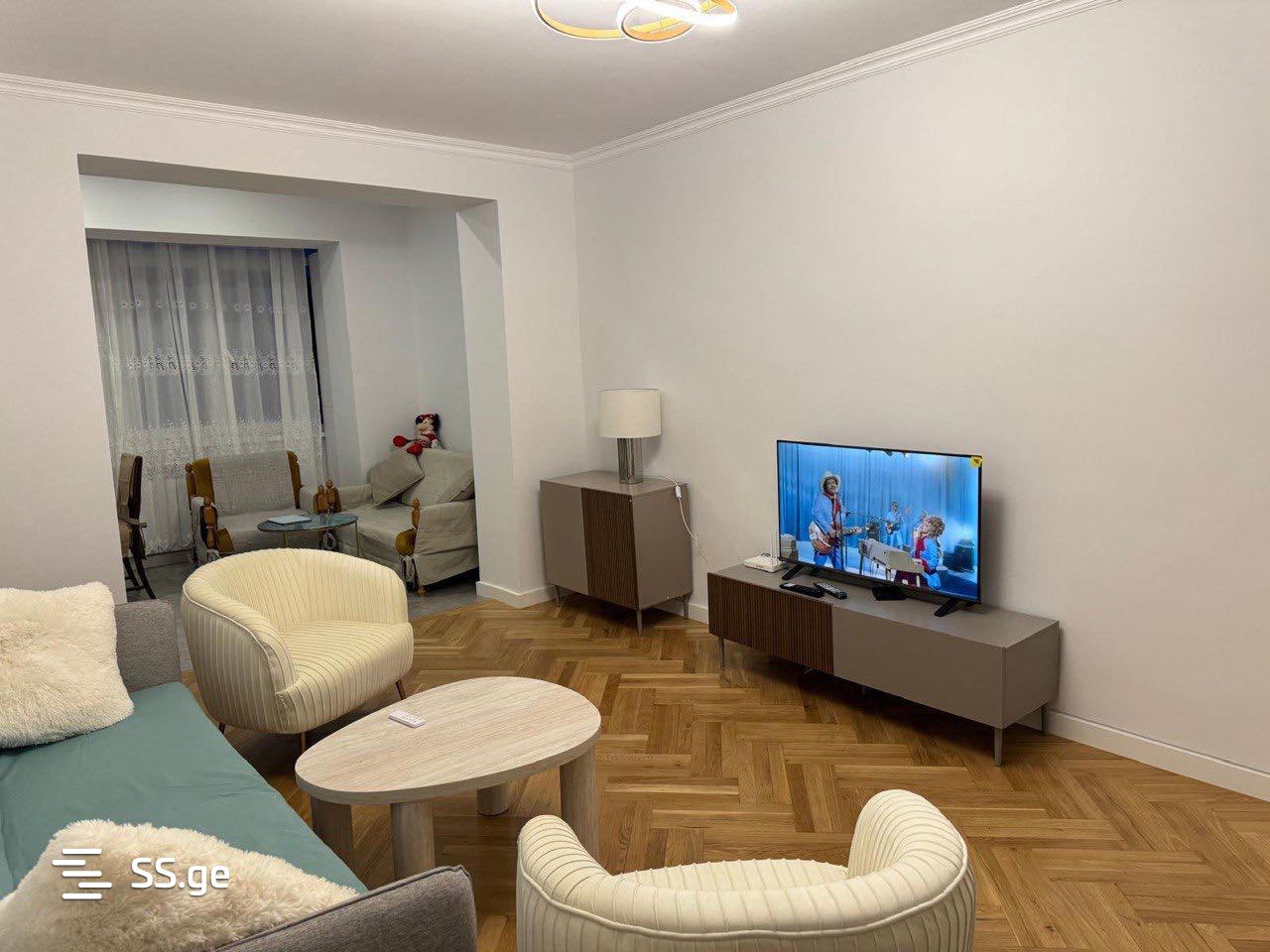 ckneti st. 6 - 4 rooms