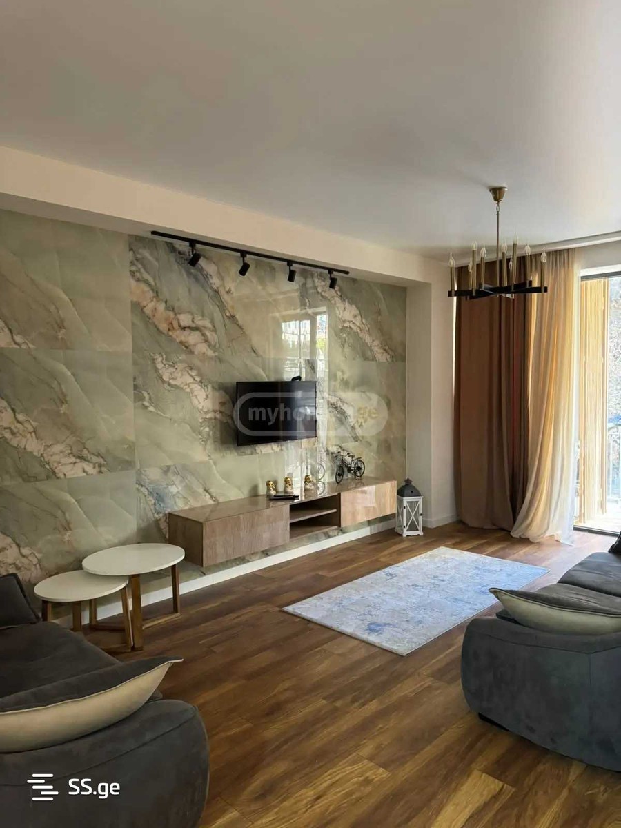 B. Zghenti St. 8 - 2 rooms