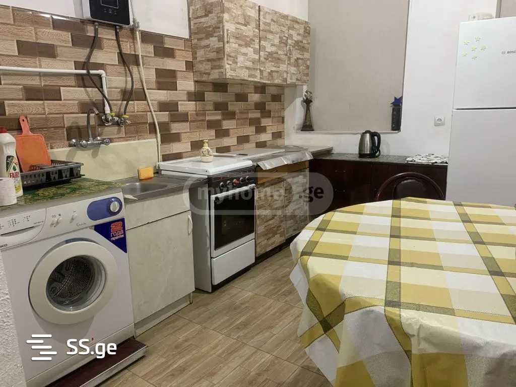 v. chikovani st. - 3 rooms