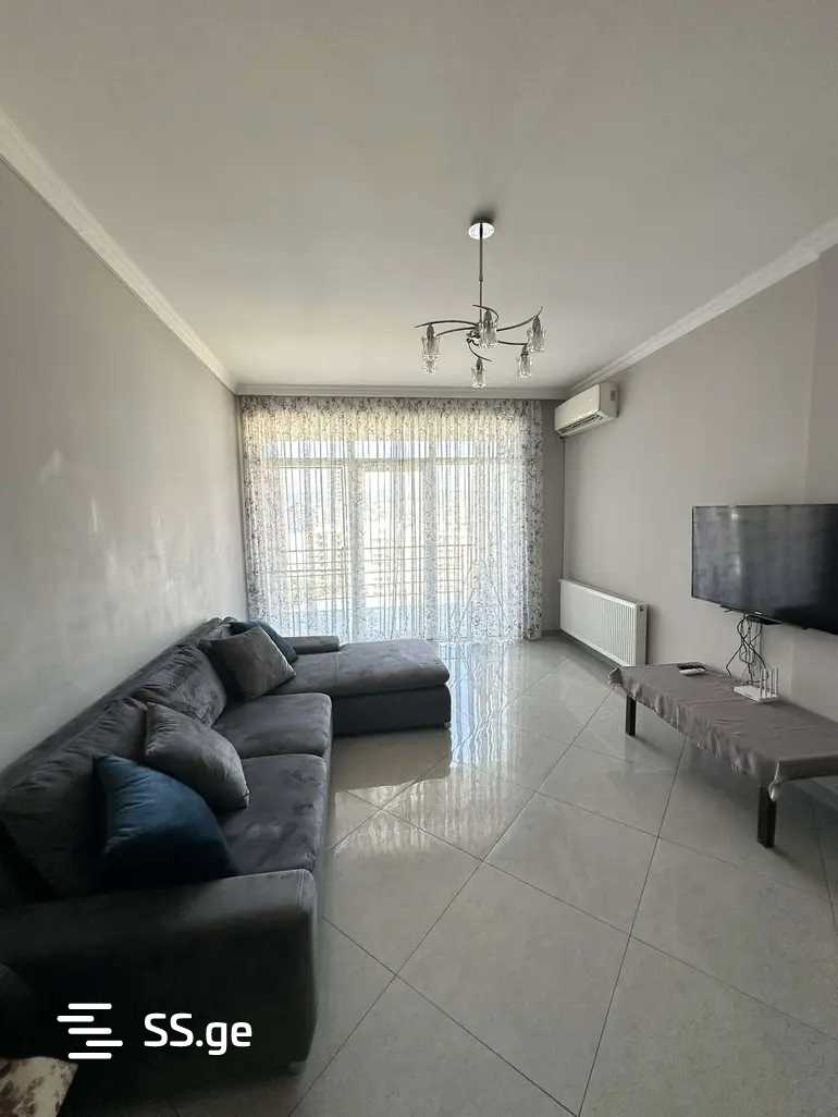 Iasamani st. - 3 rooms