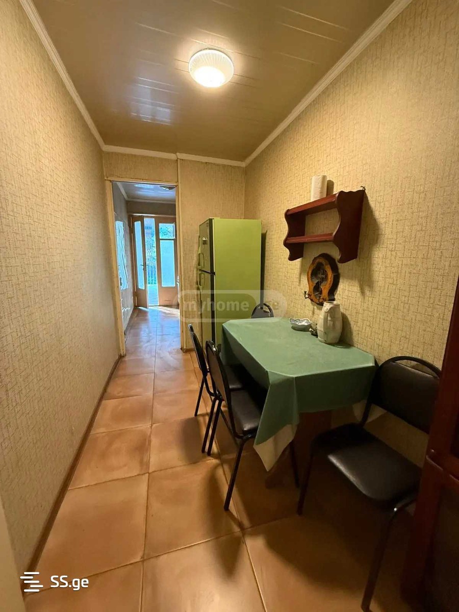 bakhtrioni st. - 4 rooms