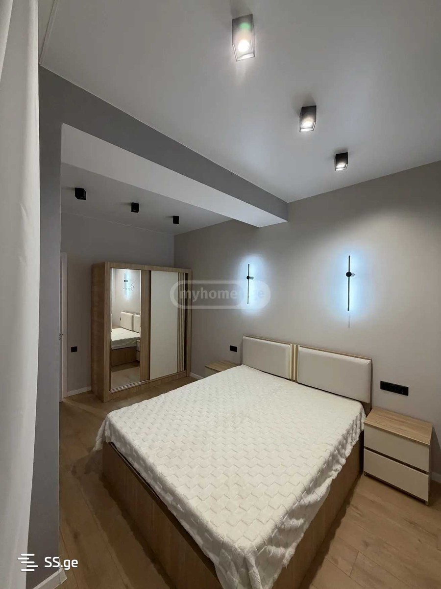tarieli st. 1 - 3 rooms