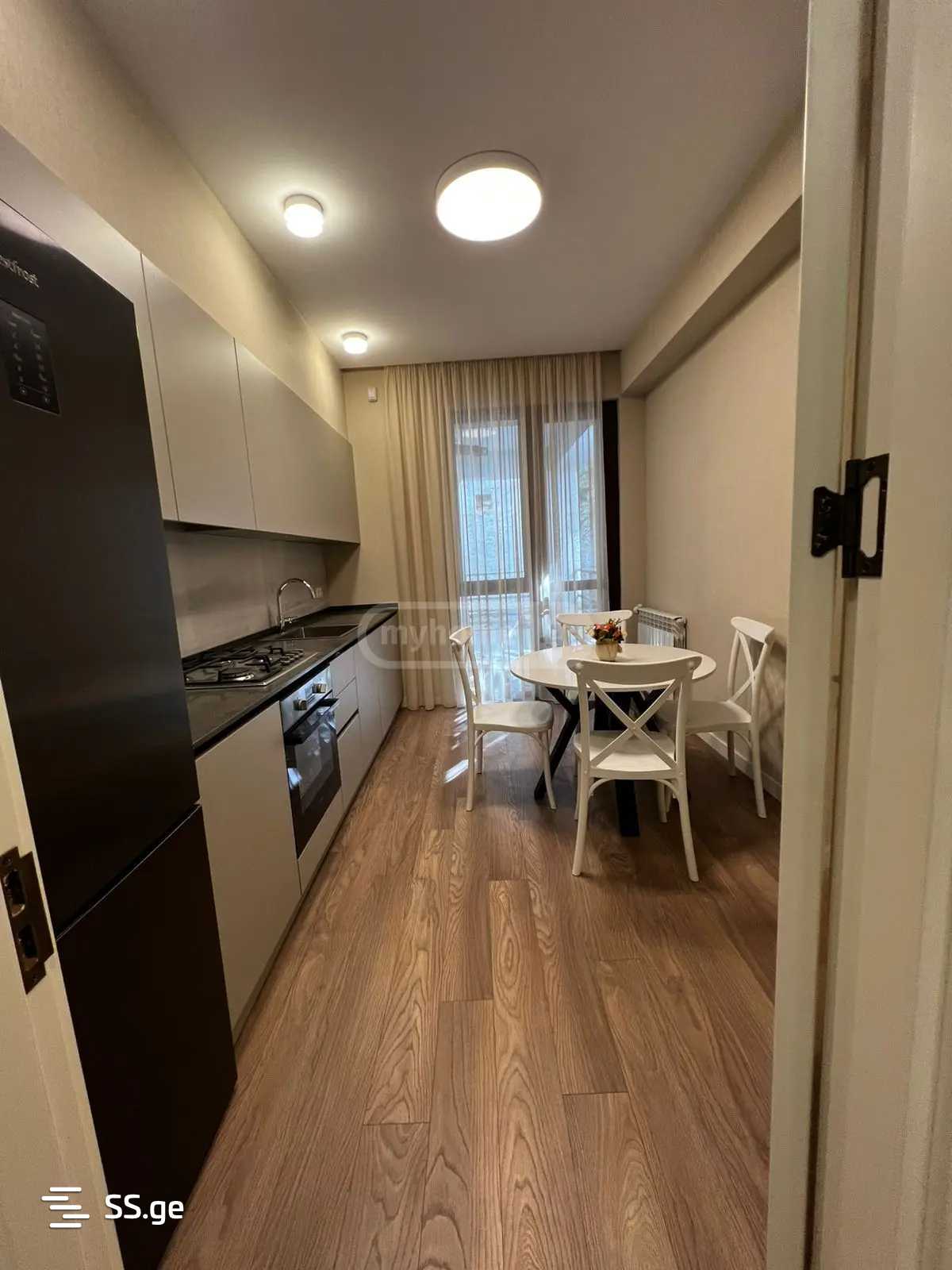 Квартира t. tabidze st.