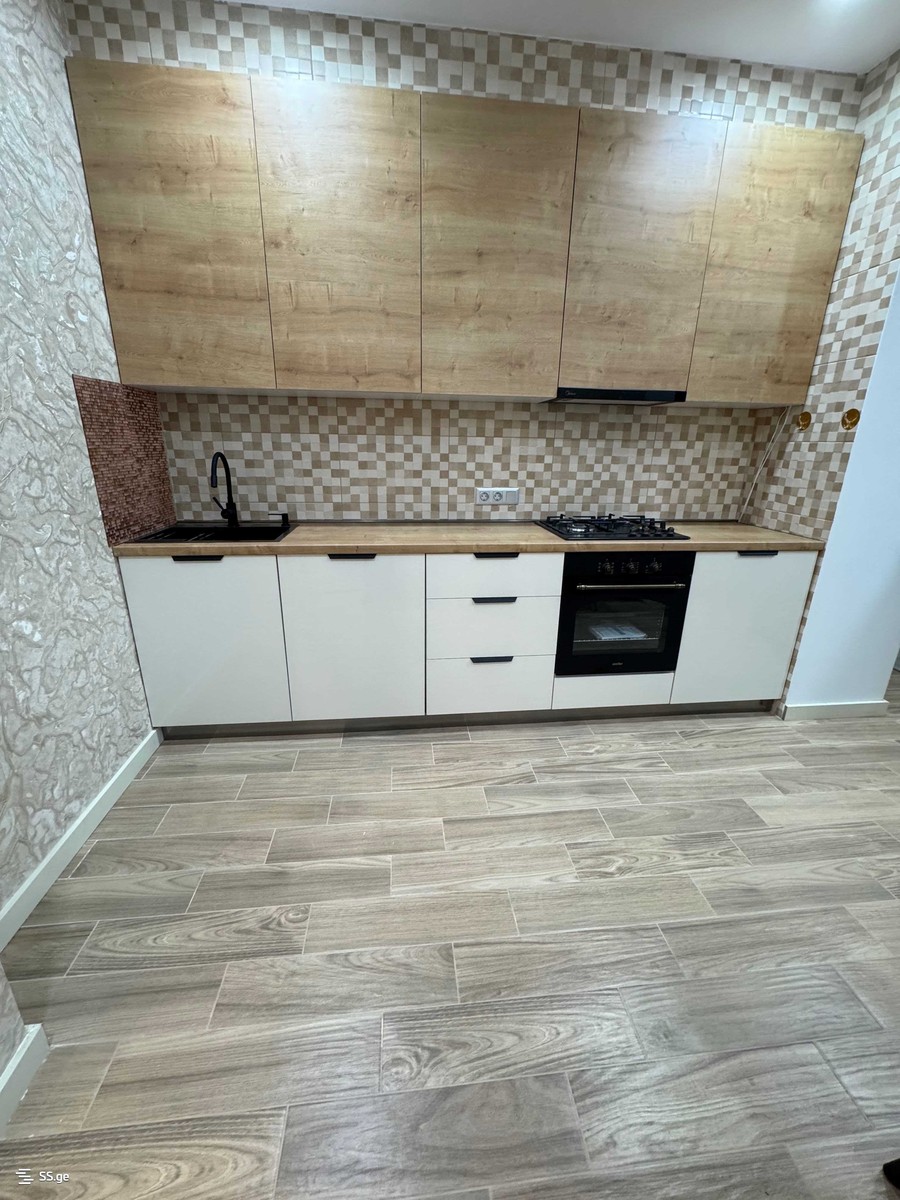 petre imeri st. - 4 rooms
