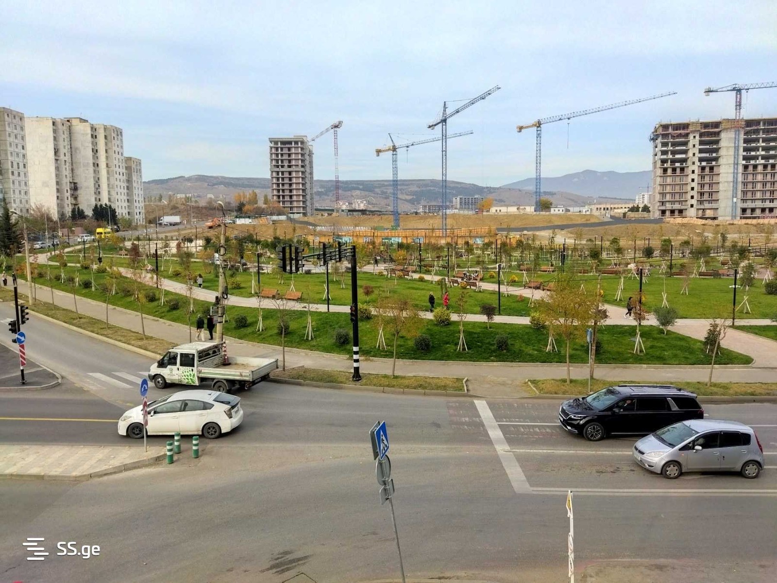 Mirian Mephe st. 80ა - 3 rooms