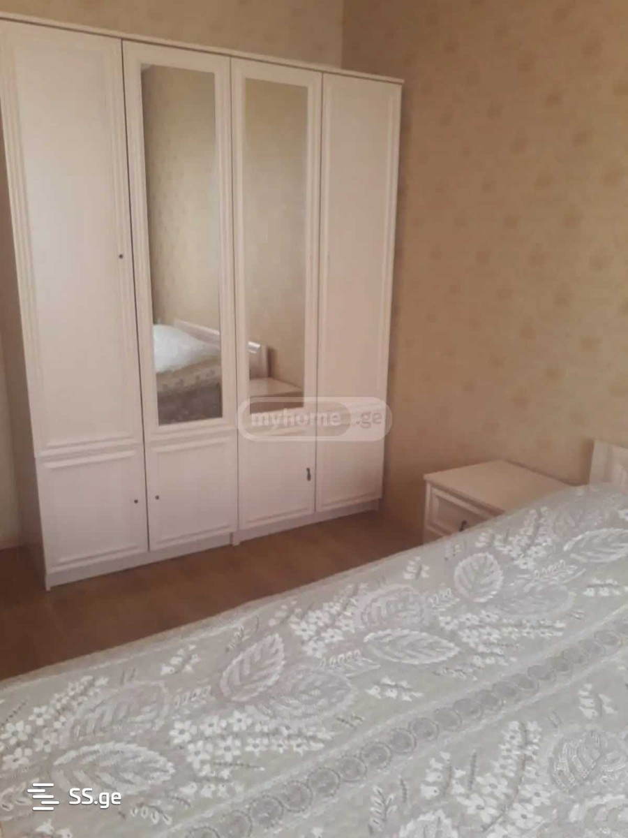 samtredia st. - 4 rooms
