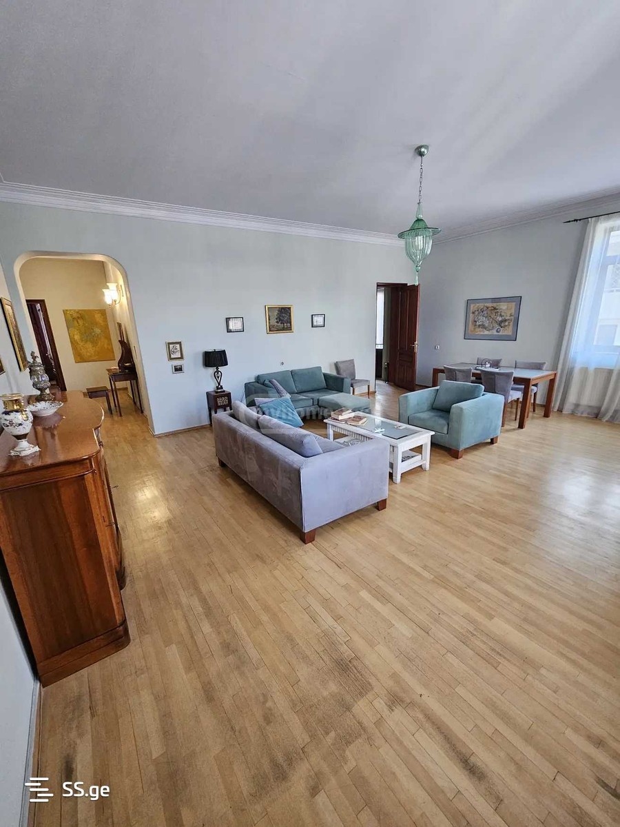 larsi st. - 5 rooms