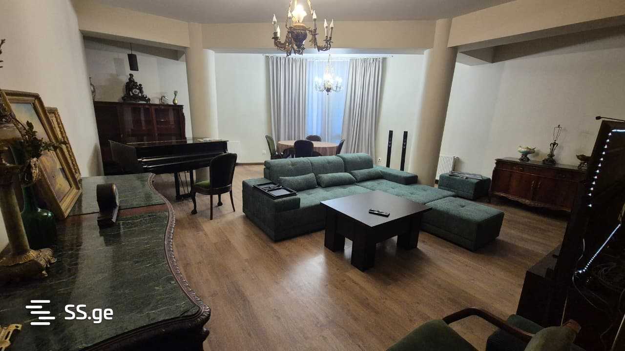 gr. mukhadze st. 2 - 4 rooms