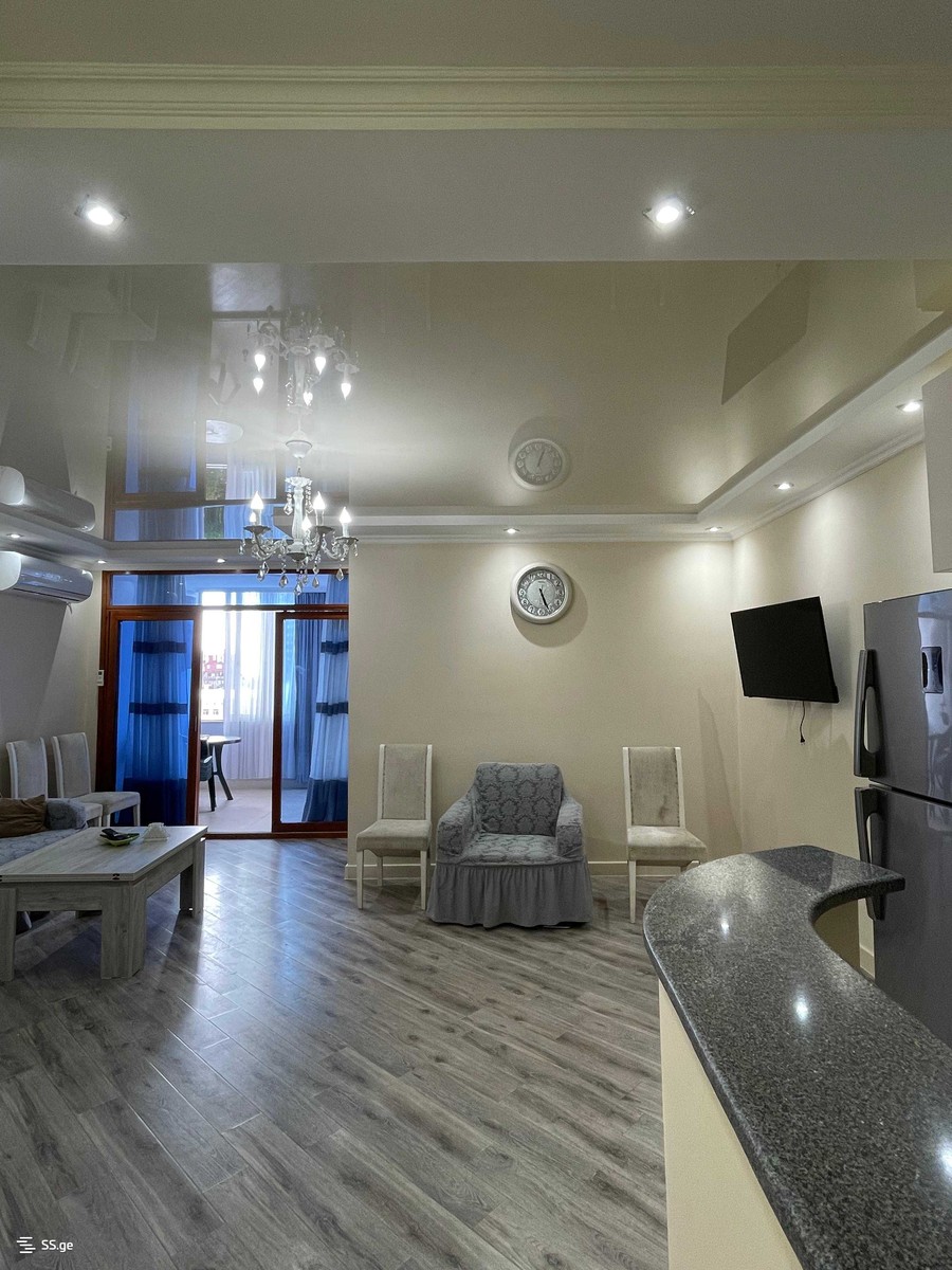 Airport road 1 - 3 rooms