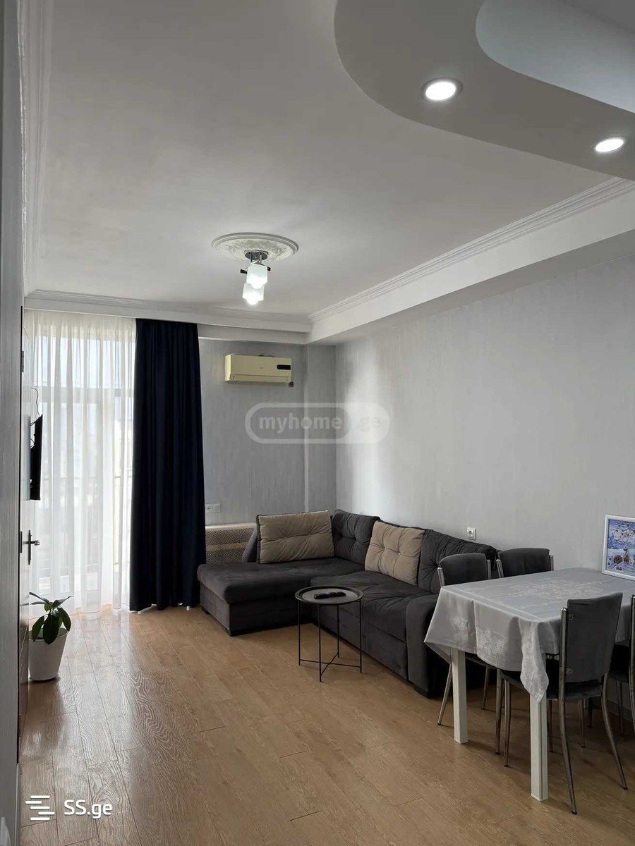 chkondideli st. 24 - 2 rooms