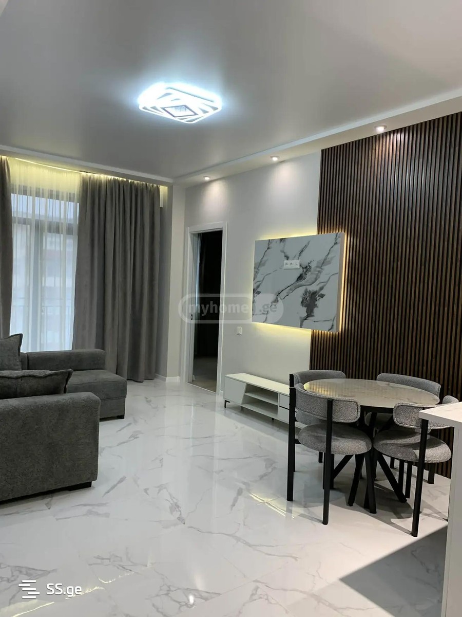 Vepkhistkaosnis st. - 3 rooms