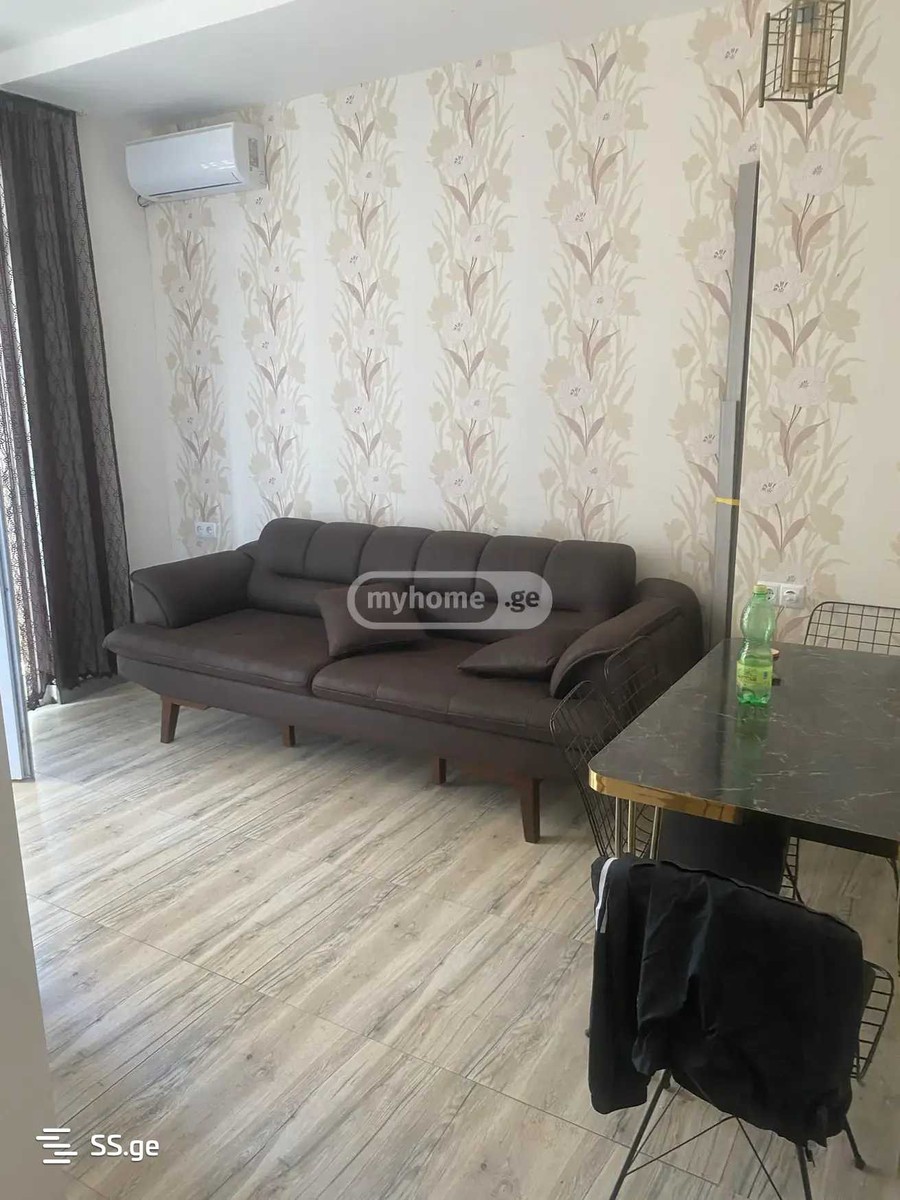 Tamar Mepe Avenue 1 - 2 rooms