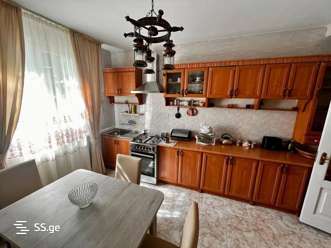 Onashvili st. - 3 rooms