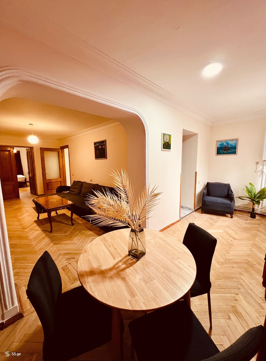 a.wereTlis avenue 64 - 3 rooms