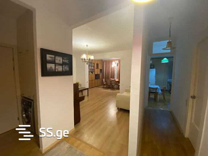 kekelidze st. 11 - 3 rooms