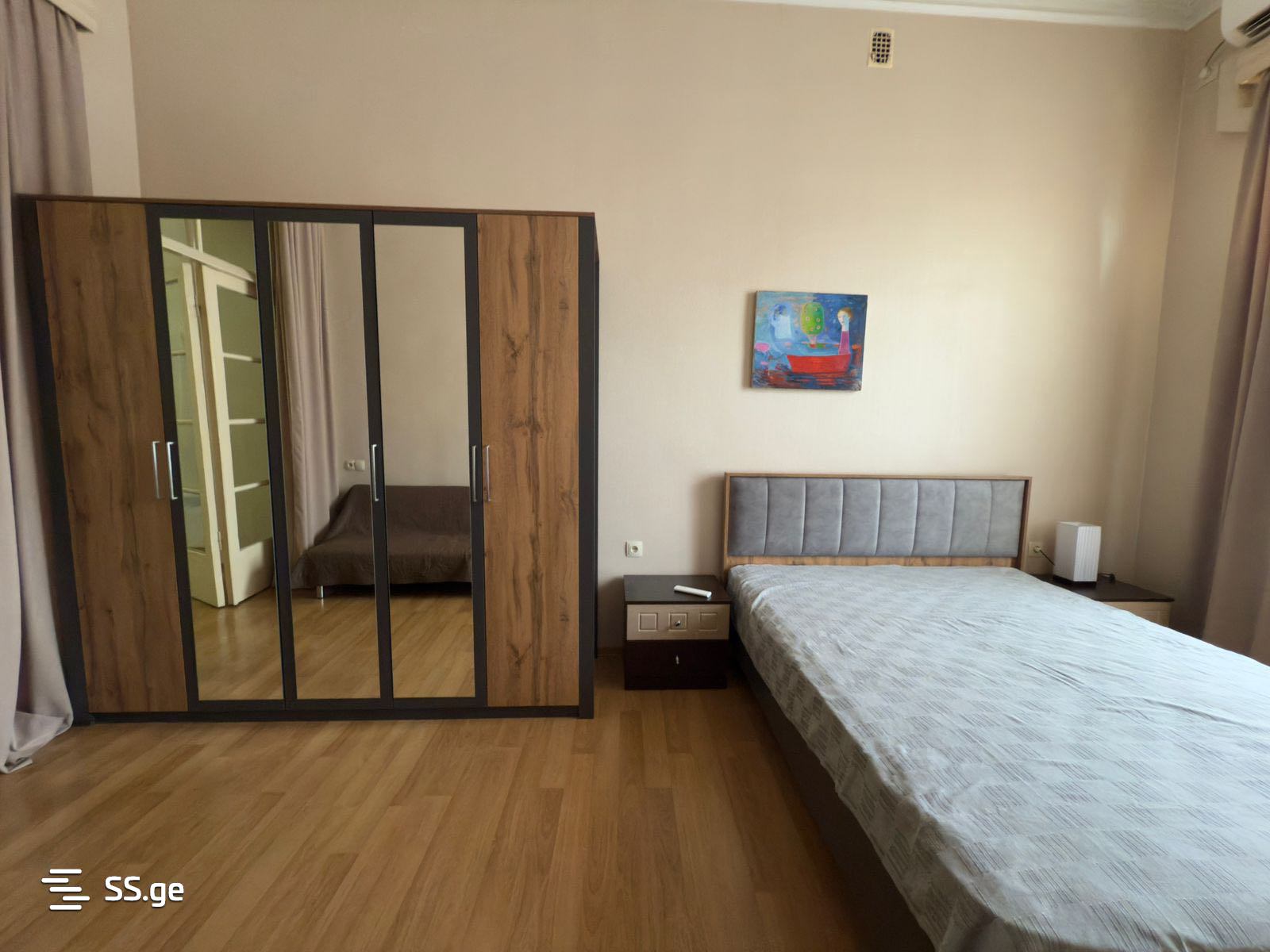 agmashenebeli ave 21 - 2 rooms