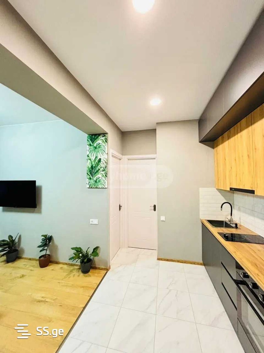 Beri Gabriel Salosi Ave. - 3 rooms