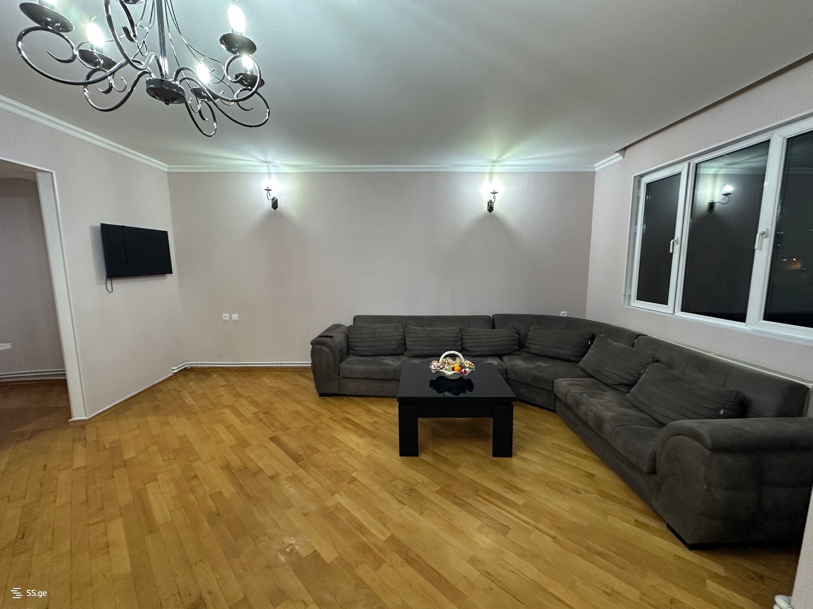 a.wereTlis avenue - 4 rooms