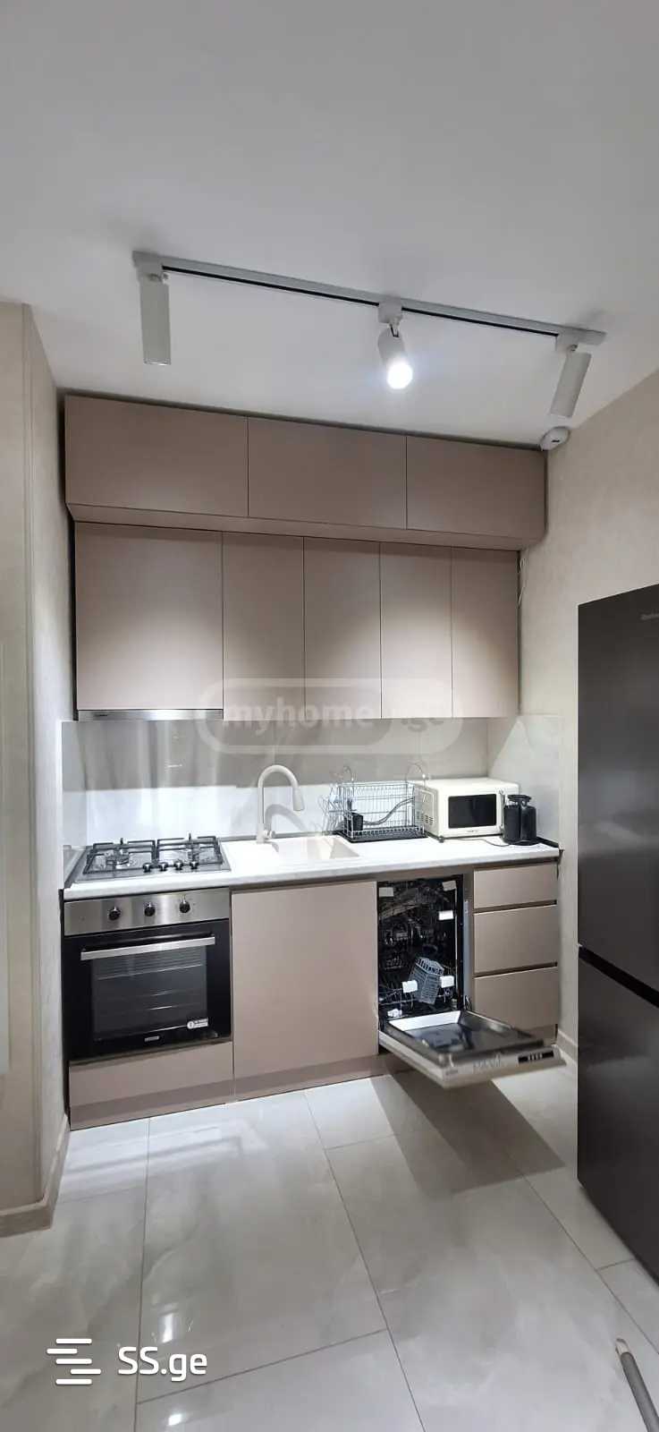 Квартира Marshal Archil Gelovani Ave.