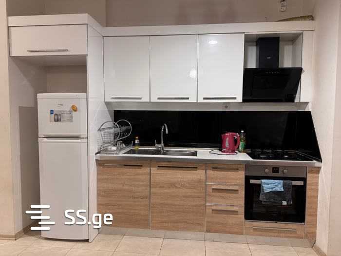 Bob walsh st. - 3 rooms