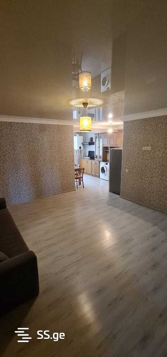 35 - 3 rooms