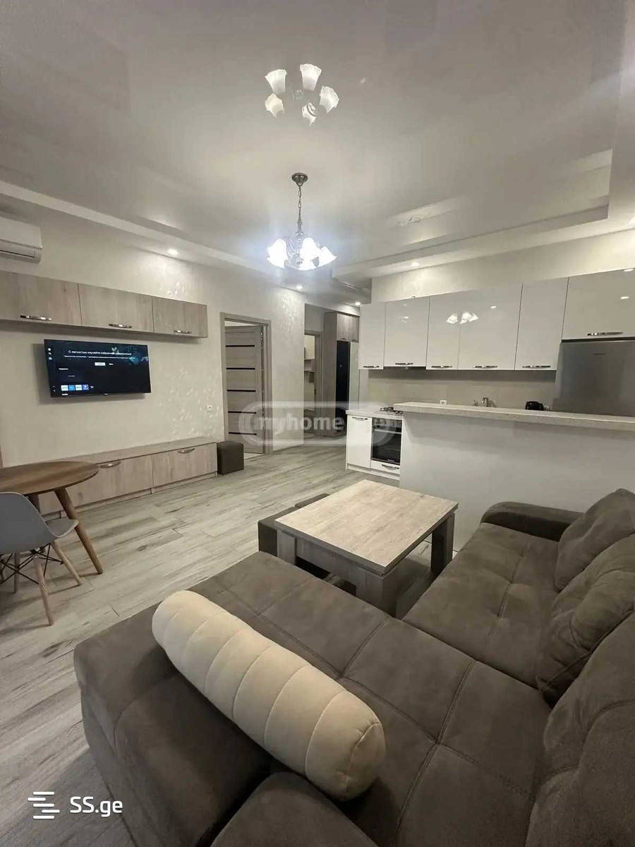 chkondideli st. - 3 rooms