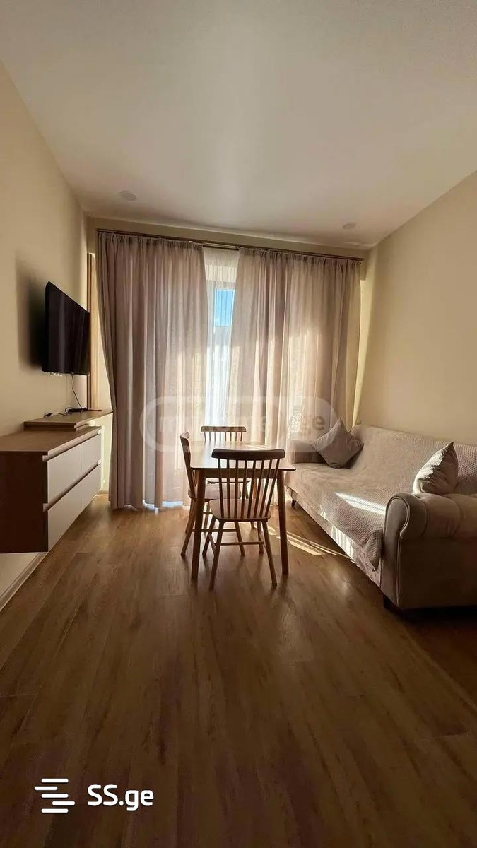 universiteti st. - 3 rooms
