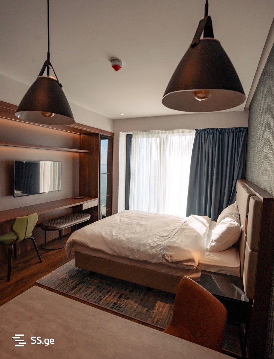 Sh. Rustaveli Ave. 42 - 1 rooms