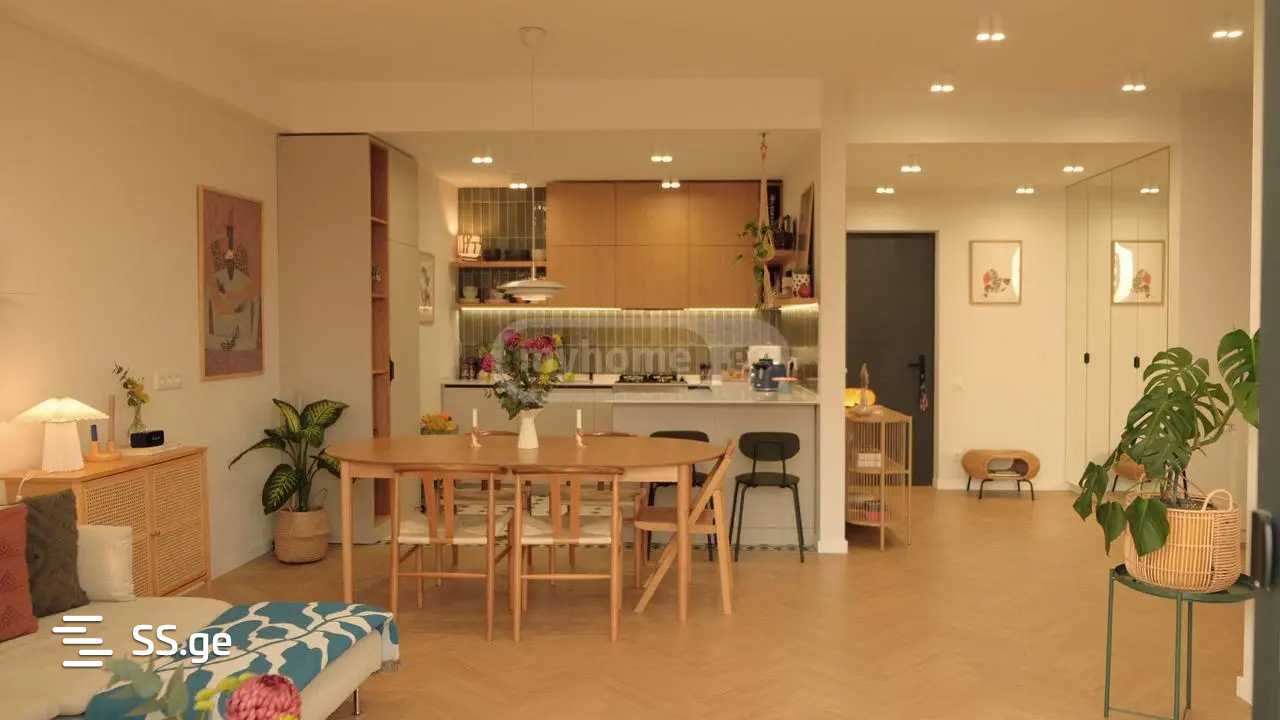 P. Datuashvili st. 7 - 4 rooms