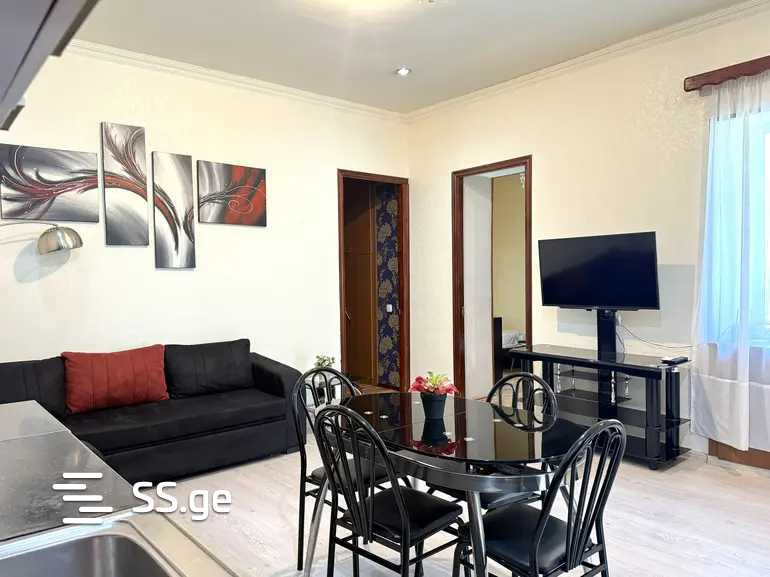 agmashenebeli ave - 3 rooms