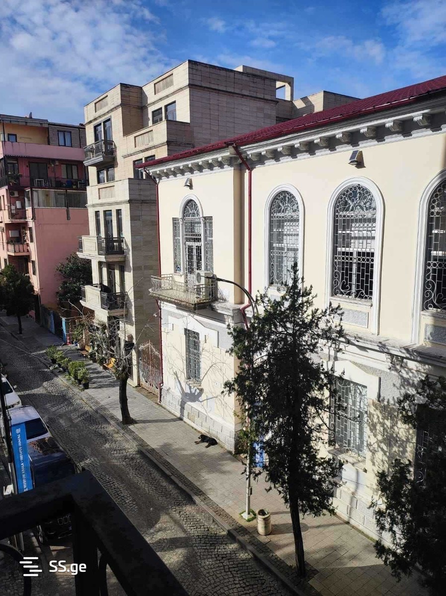 Kh. Akhvlediani st. 3 - 2 rooms